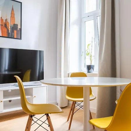 Apartment Mynest Poplinskich