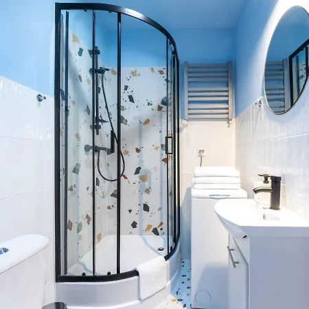 Mynest Poplinskich * 포즈난