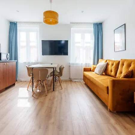 아파트 Mynest Poplinskich